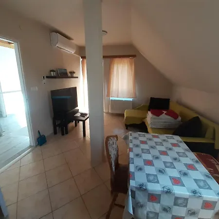 Apartment Margareta - *