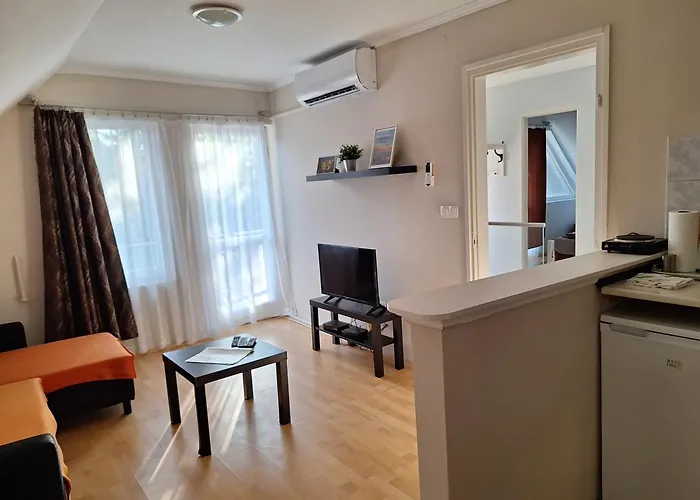 דירה Margareta - בלטונללה